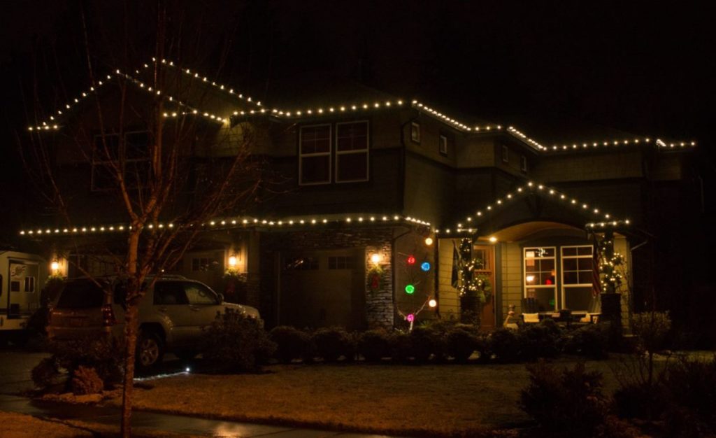 Redmond Ridge WA Holiday Lighting Contractors